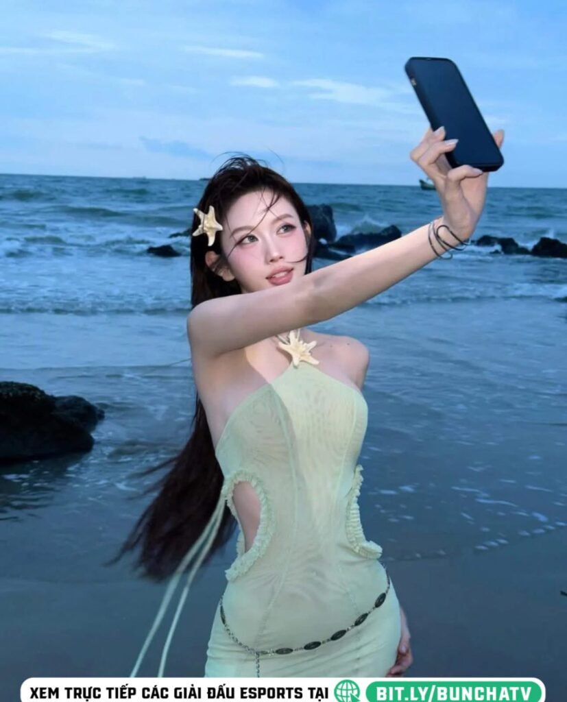 Ảnh Gái Đẹp Tóc Ngắn Bikini Xu Hướng Gây Sốt Cộng Đồng Mạng Và Những Bí Quyết Khiến Ai Cũng Yêu